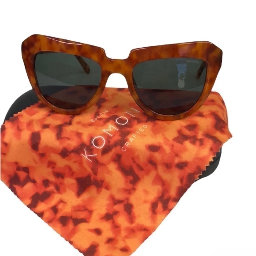Komono sunglasses New Women's Stella cat eye caramel demi
